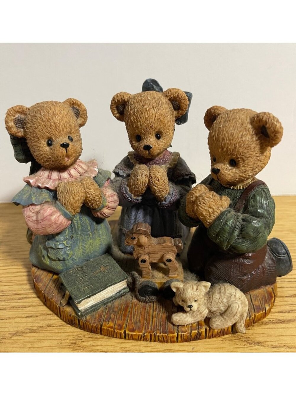 Young Treasures Of The Heart Collection Praying Bear Family Figurine Christian
